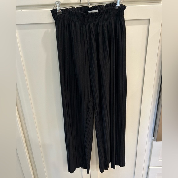 sundays Pants - sundays Black Pleated Women's Pants size 1